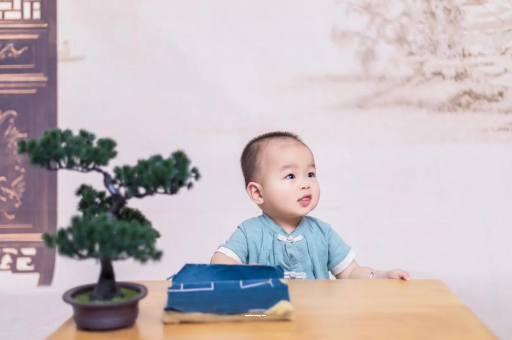 珠海宝宝总是抠鼻子 珠海宝宝总是抠鼻子